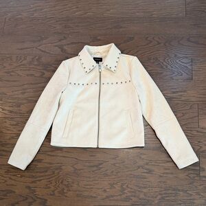 This is an Evereve Moxie Faux Suede Jacket in the color Ecru Size XS